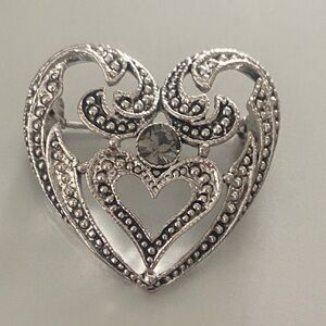 Heart 💜  brooch with center accent crystal